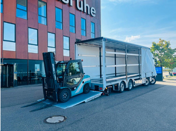 Lastbil med presenning VOLVO FH 500