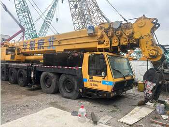 Kran LIEBHERR