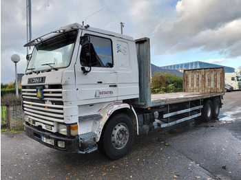 Lastbil med lad SCANIA R113
