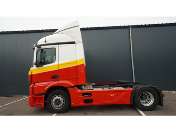 Trækker MERCEDES-BENZ Actros 1942
