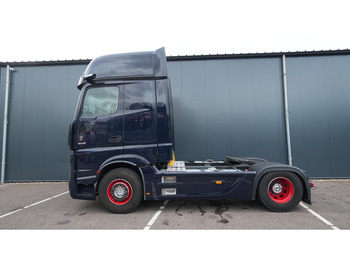 Trækker MERCEDES-BENZ Actros 1945