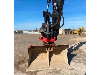 Bæltegravemaskine CATERPILLAR 323