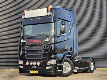 Trækker SCANIA S 580