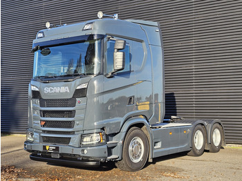Trækker SCANIA S 730