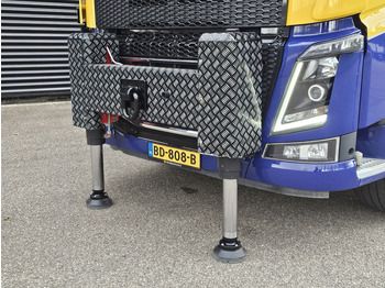 Leje en Volvo FH16 650 8x4 / 115 tm CRANE / KRAN / TRACTOR Volvo FH16 650 8x4 / 115 tm CRANE / KRAN / TRACTOR: billede 5 Leje en Volvo FH16 650 8x4 / 115 tm CRANE / KRAN / TRACTOR Volvo FH16 650 8x4 / 115 tm CRANE / KRAN / TRACTOR: billede 5