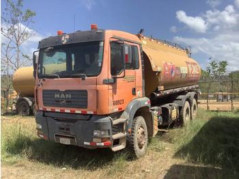 Tankbil MAN