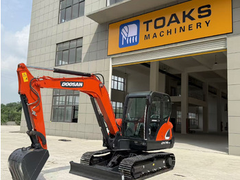 Minigravemaskine DOOSAN DX75