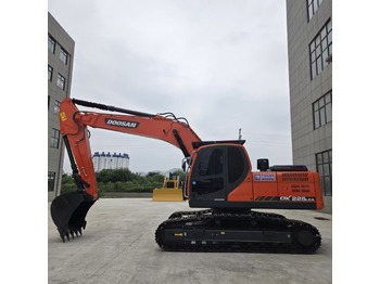 Gravemaskine DOOSAN DX225