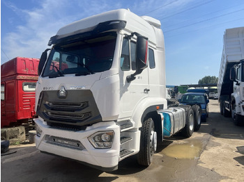 Trækker SINOTRUK HOWO