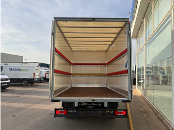Leje en Caja cerrada IVECO 35C16 3.0 20m3 con puertas traseras Caja cerrada IVECO 35C16 3.0 20m3 con puertas traseras: billede 5 Leje en Caja cerrada IVECO 35C16 3.0 20m3 con puertas traseras Caja cerrada IVECO 35C16 3.0 20m3 con puertas traseras: billede 5