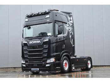 Trækker SCANIA S 580