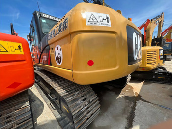 Bæltegravemaskine CATERPILLAR 323D