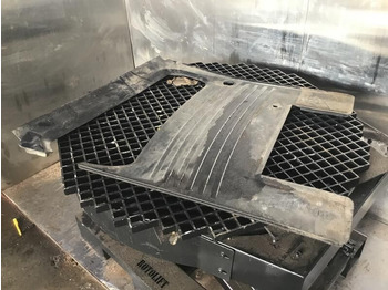 Førerhus og interiør LIEBHERR