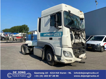 Trækker DAF XF 106 460