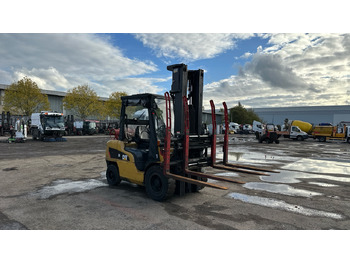 Gas gaffeltruck CATERPILLAR GP