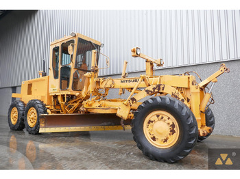 Grader Mitsubishi MG300: billede 3 Grader Mitsubishi MG300: billede 3