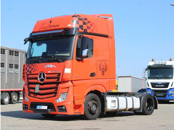 Trækker MERCEDES-BENZ Actros 1848