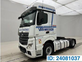 Trækker MERCEDES-BENZ Actros 1842