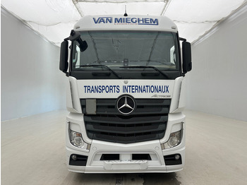 Trækker Mercedes-Benz Actros 1942: billede 2