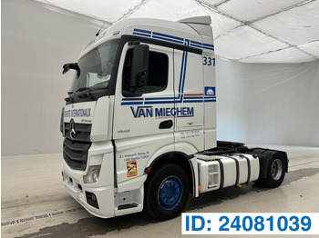 : billede i headeren