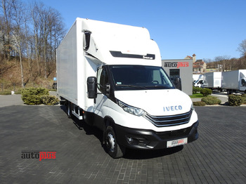 Varebil med kasse IVECO Daily 70c18