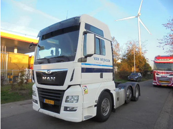 Trækker MAN TGX 26.500