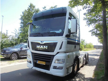 Trækker MAN TGX 26.500