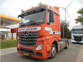 Trækker MERCEDES-BENZ Actros 1840
