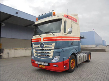 Trækker MERCEDES-BENZ Actros 1845
