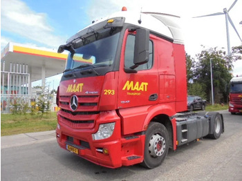 Trækker MERCEDES-BENZ Actros 1943