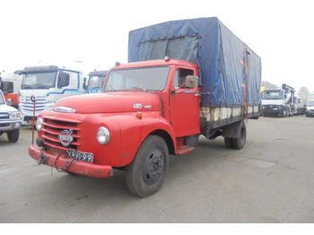 Lastbil med presenning VOLVO