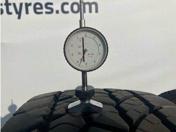 Dæk for Lastbil Goodyear Goodyear 315/70R22.5 UltraGrip Max S 156/150 M+S 3PMSF gebruikte set: billede 3 Dæk for Lastbil Goodyear Goodyear 315/70R22.5 UltraGrip Max S 156/150 M+S 3PMSF gebruikte set: billede 3