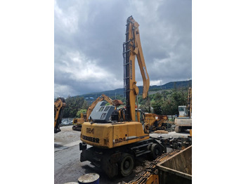 Materialhåndteringsmaskine LIEBHERR A 924