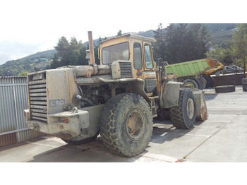 Gummihjulslæsser VOLVO L90
