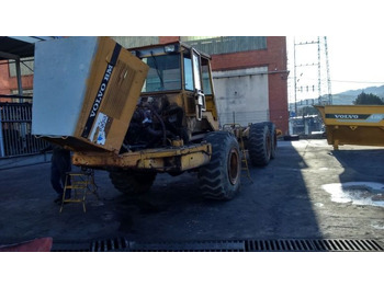 Knækstyret dumper VOLVO A25