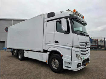Lastbil varevogn Mercedes-Benz Actros 2843 / NL TRUCK / TUV:08-01-2026 / LIFT+LENKACHSE / SMART TACHO / NAVI / PLATFORM 1500 KG / 2XBED / EURO-6 / 2015: billede 2