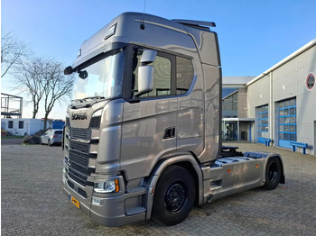 Trækker SCANIA S 500