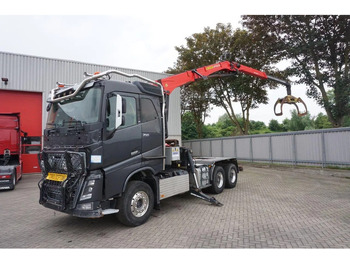 Tømmerbil VOLVO FH16 750