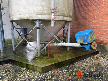 Landbrugsmaskine Kornsilo 100 m3, glasfiber - Tunetanken: billede 4 Landbrugsmaskine Kornsilo 100 m3, glasfiber - Tunetanken: billede 4