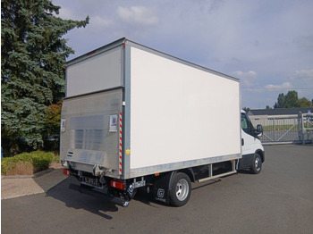 Varebil med kasse Iveco 35C16 Daily: billede 4