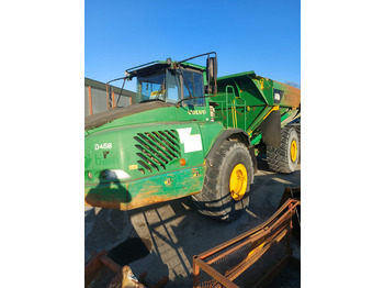 Knækstyret dumper VOLVO A40D