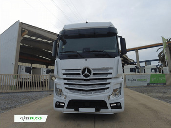 Trækker MERCEDES-BENZ Actros 1845