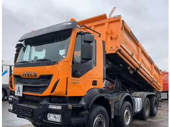 Tipvogn lastbil IVECO Trakker