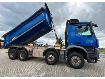 Tipvogn lastbil Mercedes-Benz Arocs 4142 | Wywrotka Schmitz | 8x4 | Euro 6 | Klima | Retarder | 242 598 km: billede 3