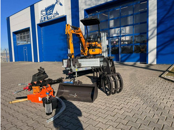 Minigravemaskine Vermietung / Minibagger 2-Tonnen inkl. Anhänger / ab 3 Tage / Verstellfahrwerk / Schwenkarm / Anbaugeräte: billede 3 Minigravemaskine Vermietung / Minibagger 2-Tonnen inkl. Anhänger / ab 3 Tage / Verstellfahrwerk / Schwenkarm / Anbaugeräte: billede 3