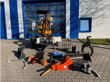 Minigravemaskine Vermietung / Minibagger 2-Tonnen inkl. Anhänger / ab 3 Tage / Verstellfahrwerk / Schwenkarm / Anbaugeräte: billede 2 Minigravemaskine Vermietung / Minibagger 2-Tonnen inkl. Anhänger / ab 3 Tage / Verstellfahrwerk / Schwenkarm / Anbaugeräte: billede 2