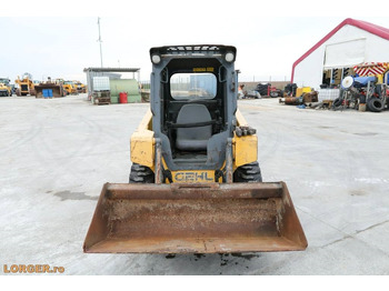 Skridstyret minilæsser Gehl R 135: billede 5