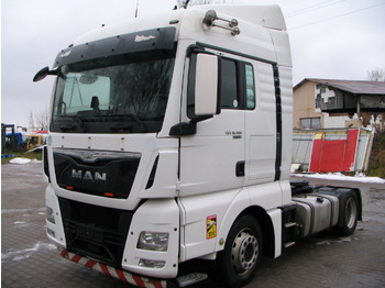 Leje en MAN TGX 18.480 / LOW DECK / ENGINE DAMAGE. MAN TGX 18.480 / LOW DECK / ENGINE DAMAGE.: billede 2