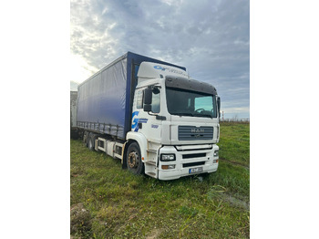 Lastbil med presenning MAN TGA 26.310