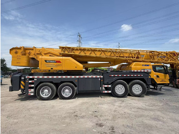 : billede i headeren